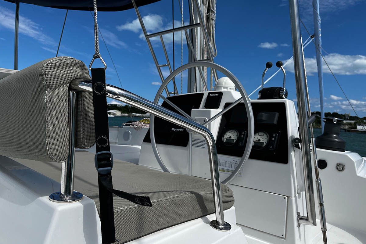 Bali 4.8 | Happy Day