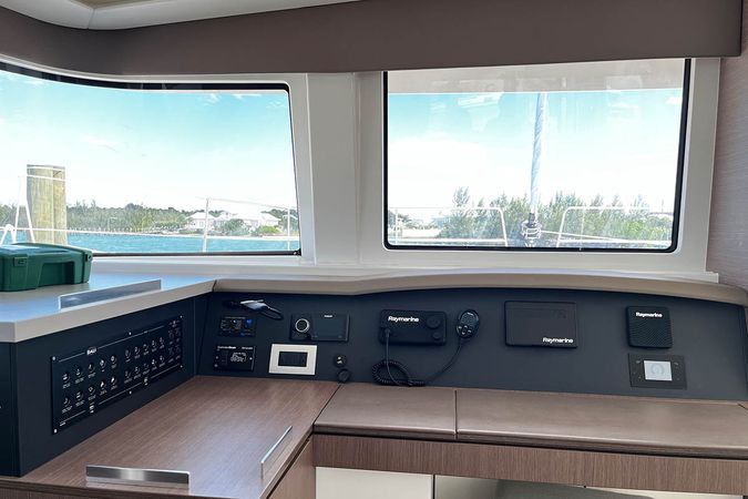 Bali 4.8 | Happy Day