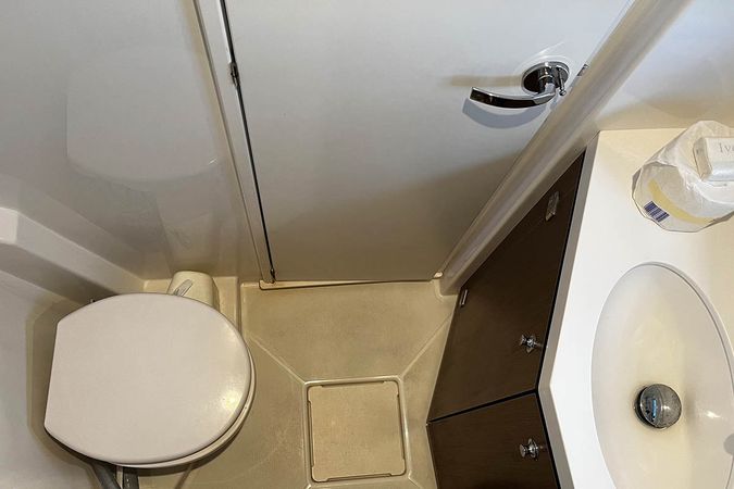 Bali 4.8 | Happy Day