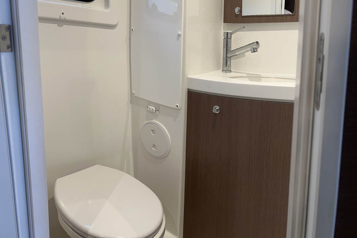 Bali 4.8 | Happy Day