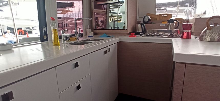 Fountaine Pajot Astrea 42 | Magic Summer