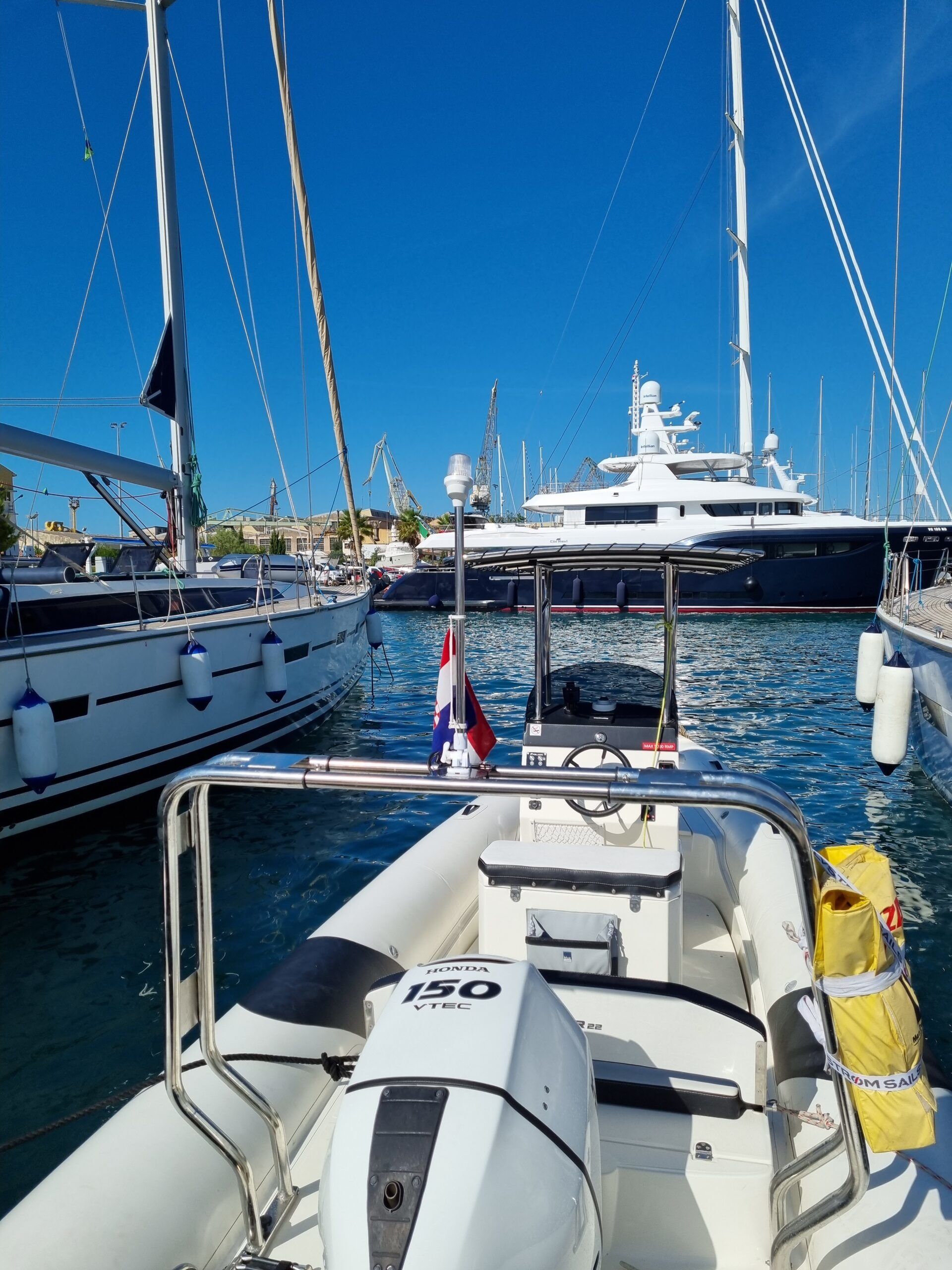 Falkor 22 | RIB Falkor 22