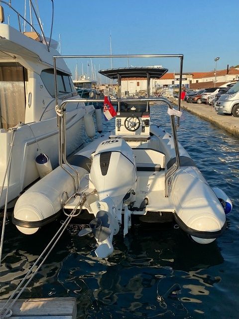Falkor 22 | RIB Falkor 22