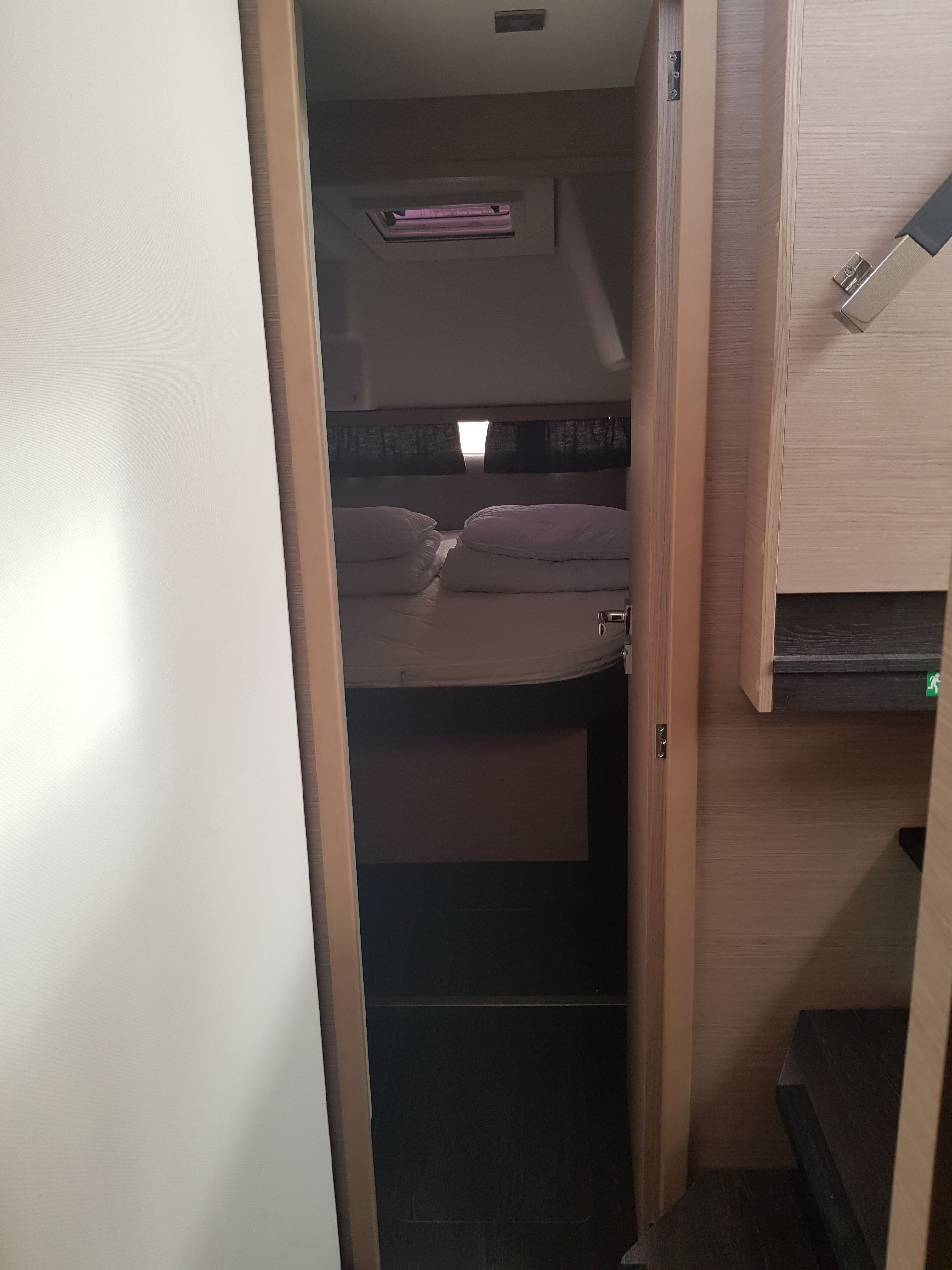 Fountaine Pajot Isla 40 | Sailor Venus