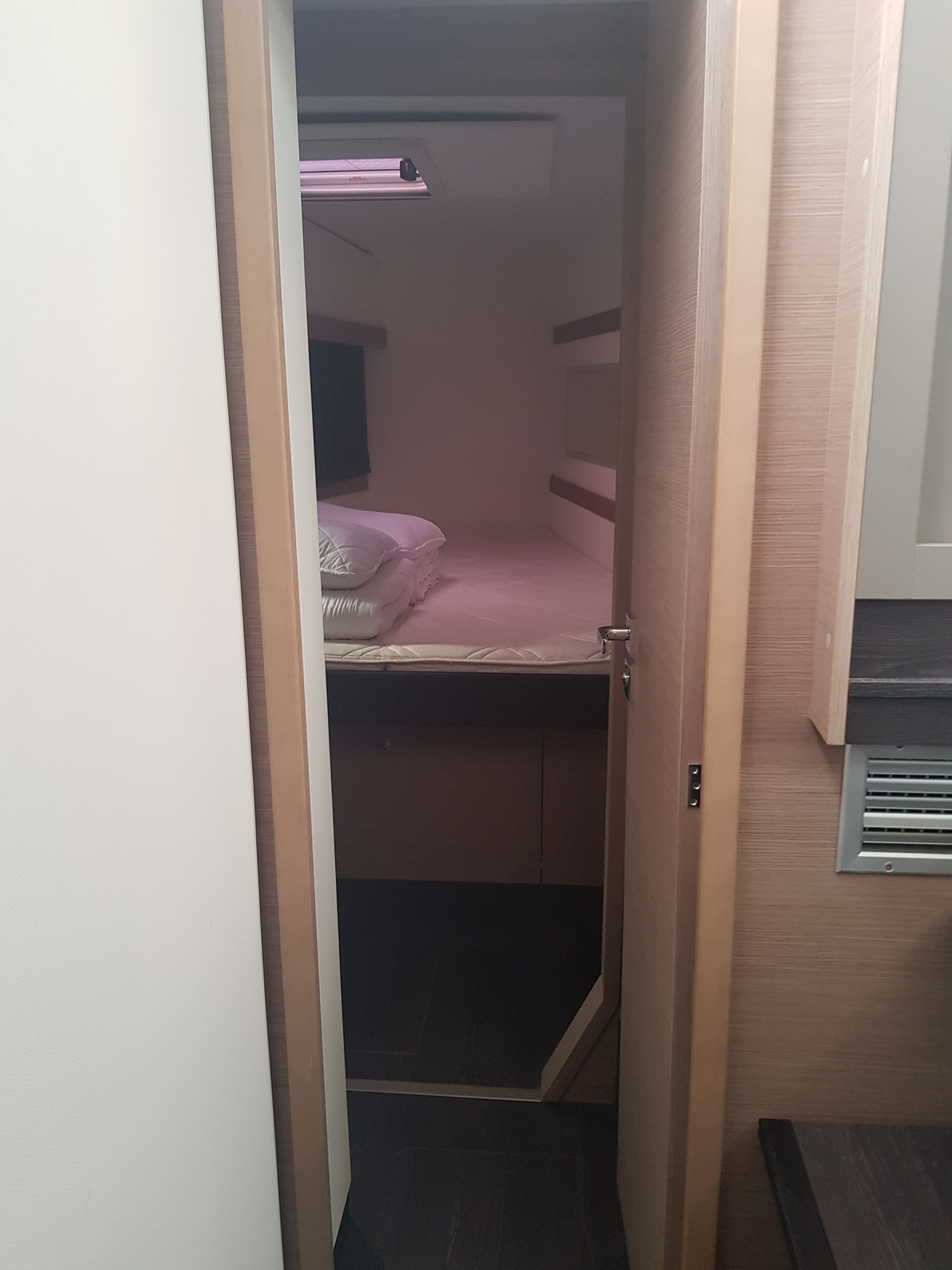 Fountaine Pajot Isla 40 | Sailor Venus