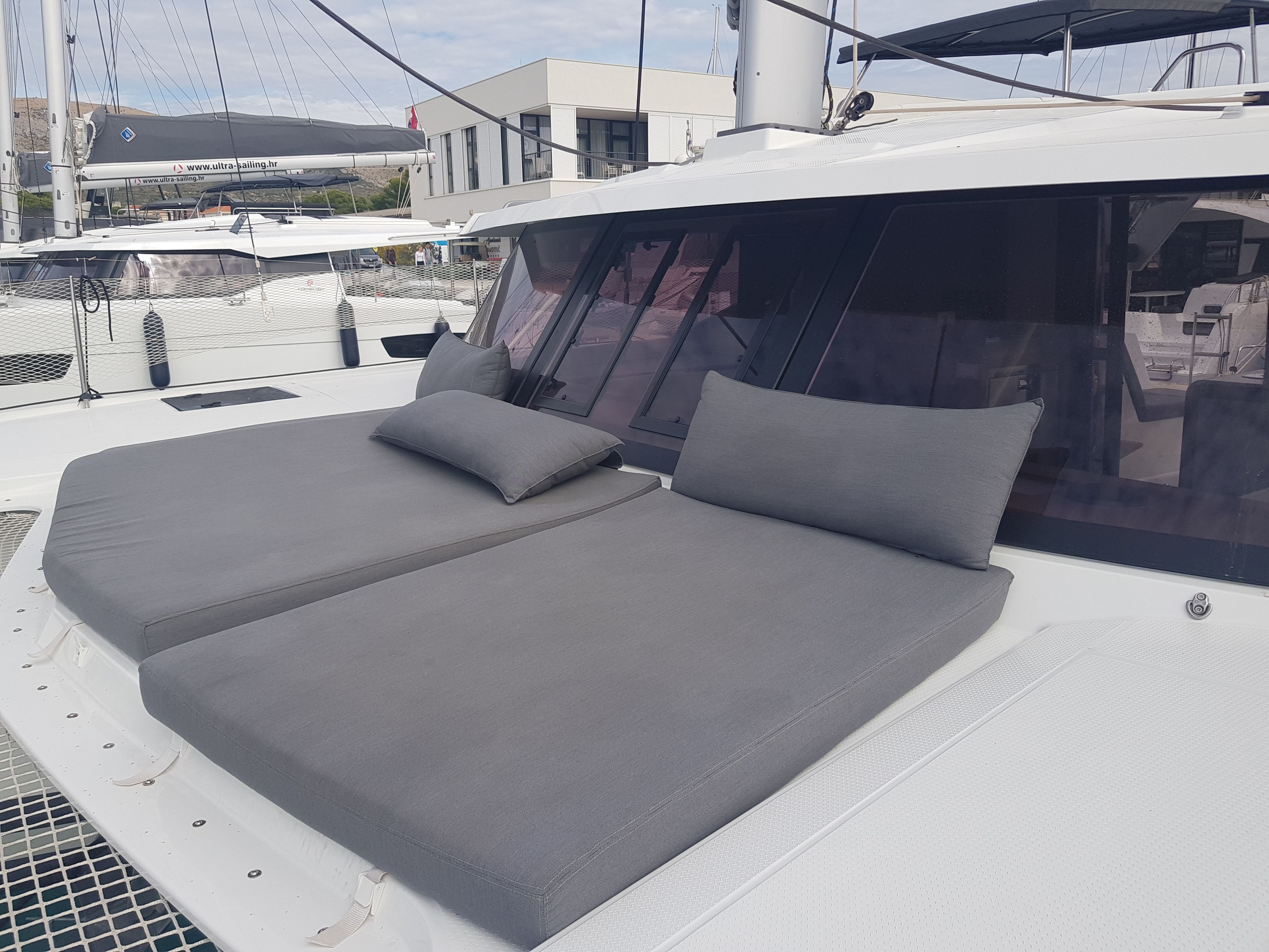 Fountaine Pajot Isla 40 | Sailor Venus