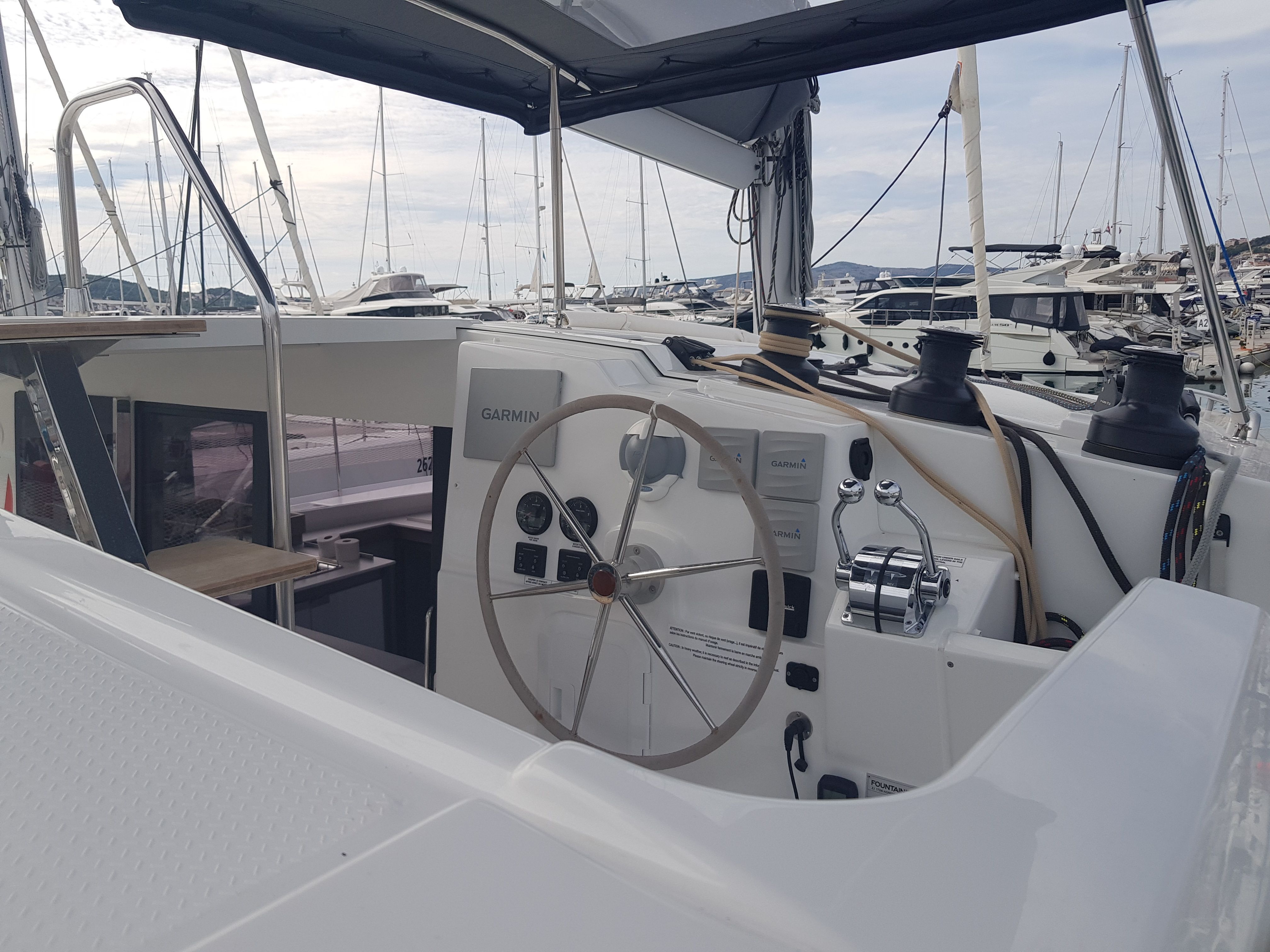 Fountaine Pajot Isla 40 | Sailor Venus