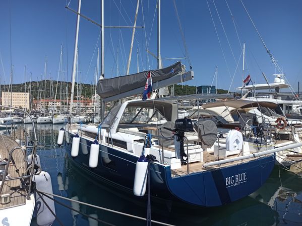 Beneteau Oceanis 54 | Big Blue