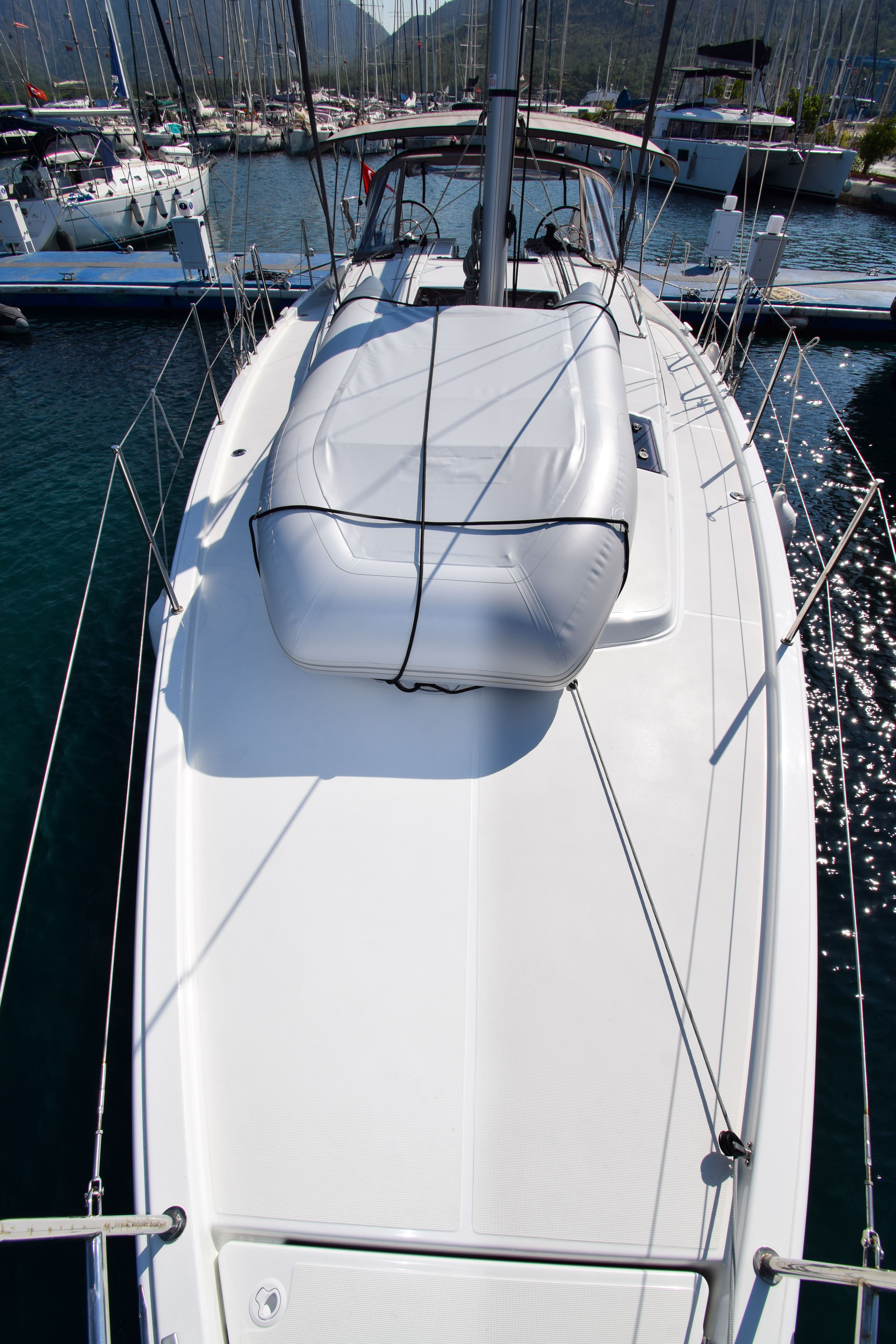 Jeanneau Sun Odyssey 410 | Sky Asya