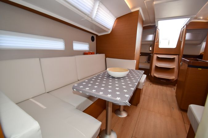 Jeanneau Sun Odyssey 410 | Sky Asya