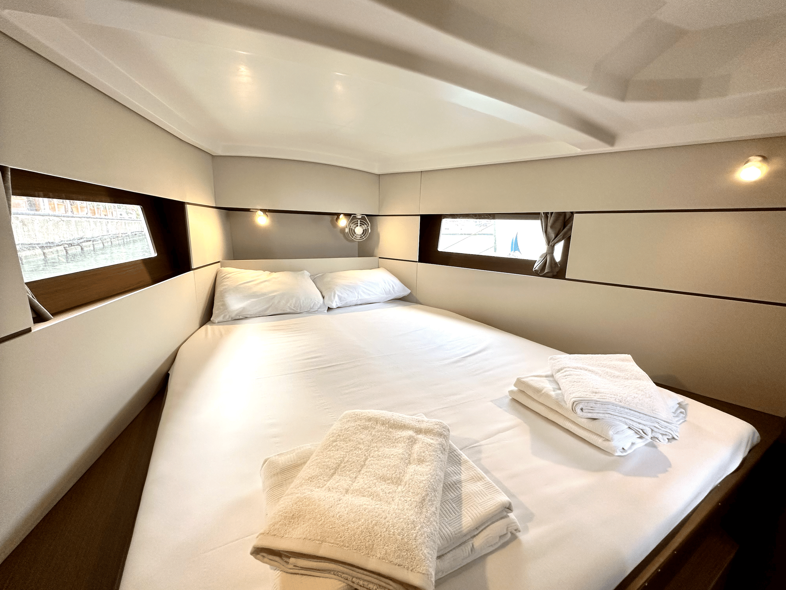 Beneteau Oceanis 38.1 | Sail Lyra