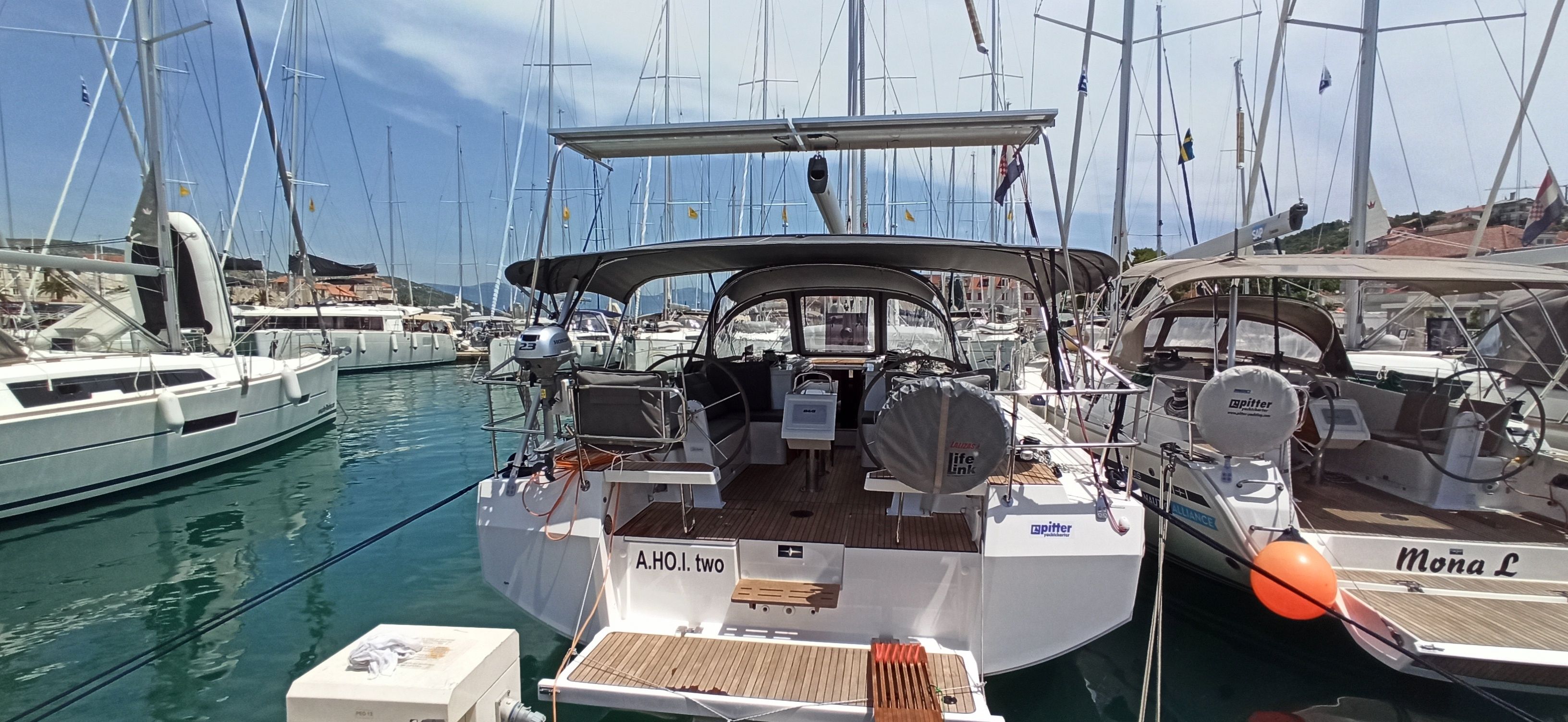 Bavaria C42 | A.HO.I  two