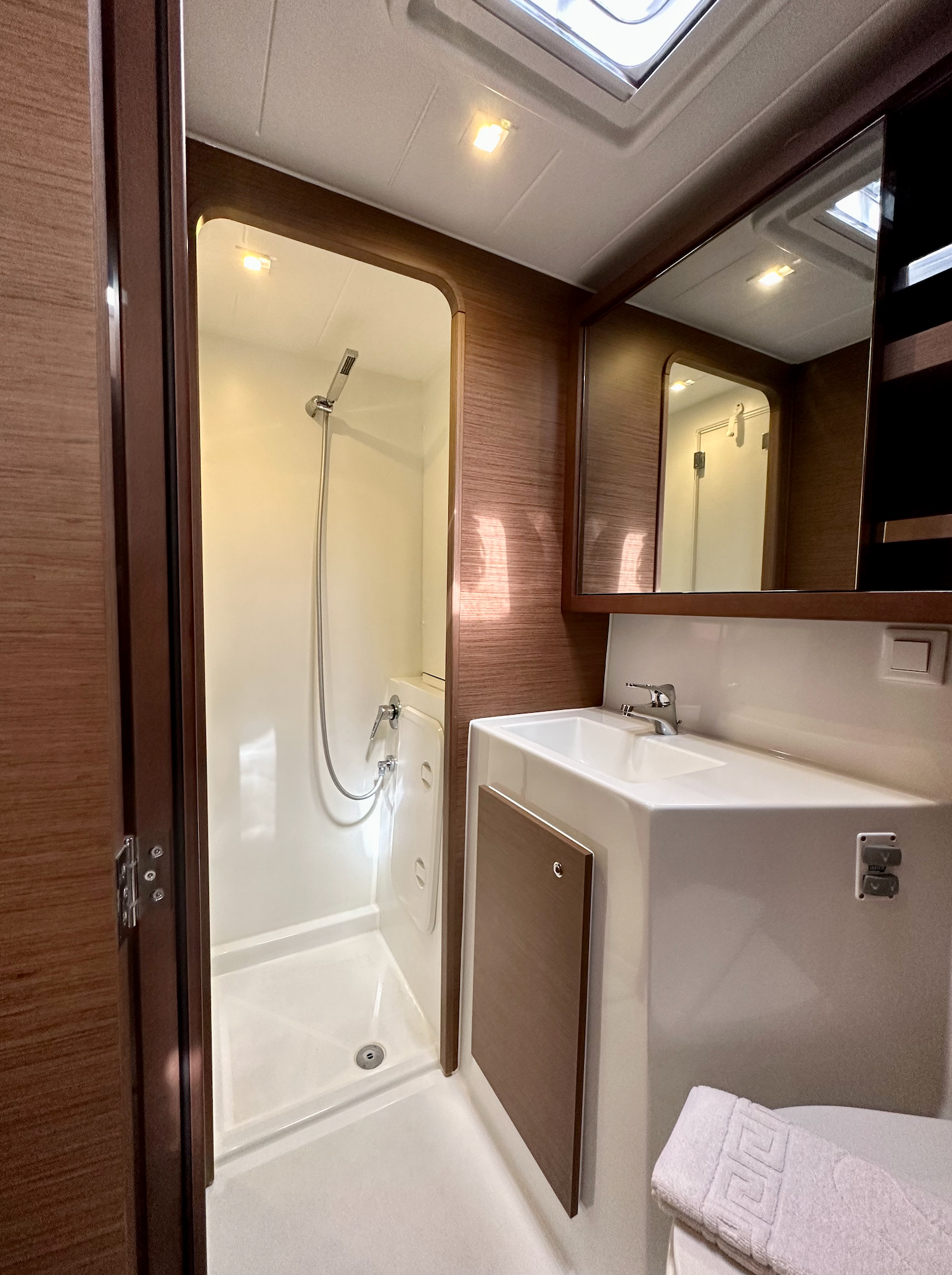 Lagoon 42 | Sail Arcturus