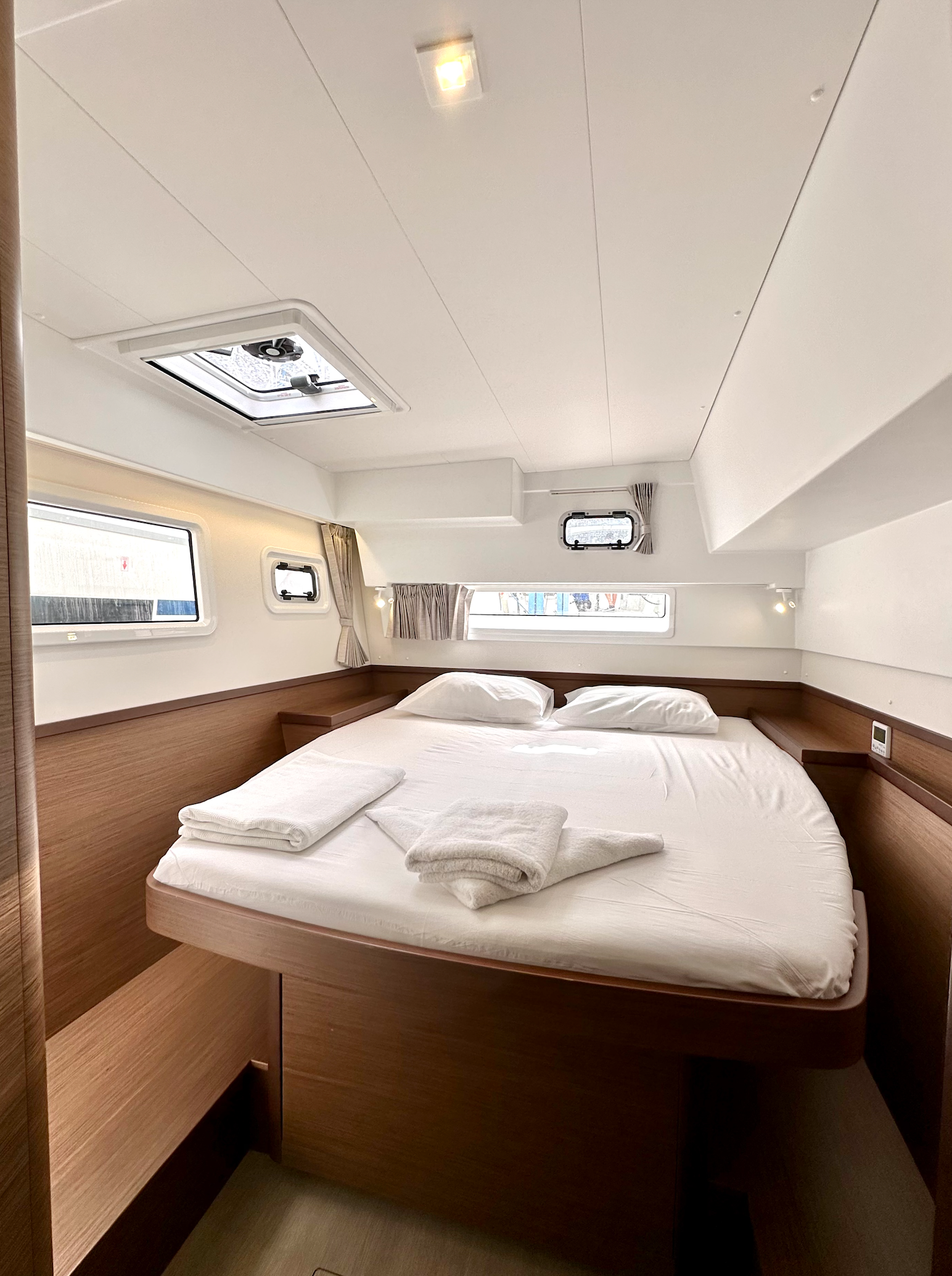 Lagoon 42 | Sail Arcturus