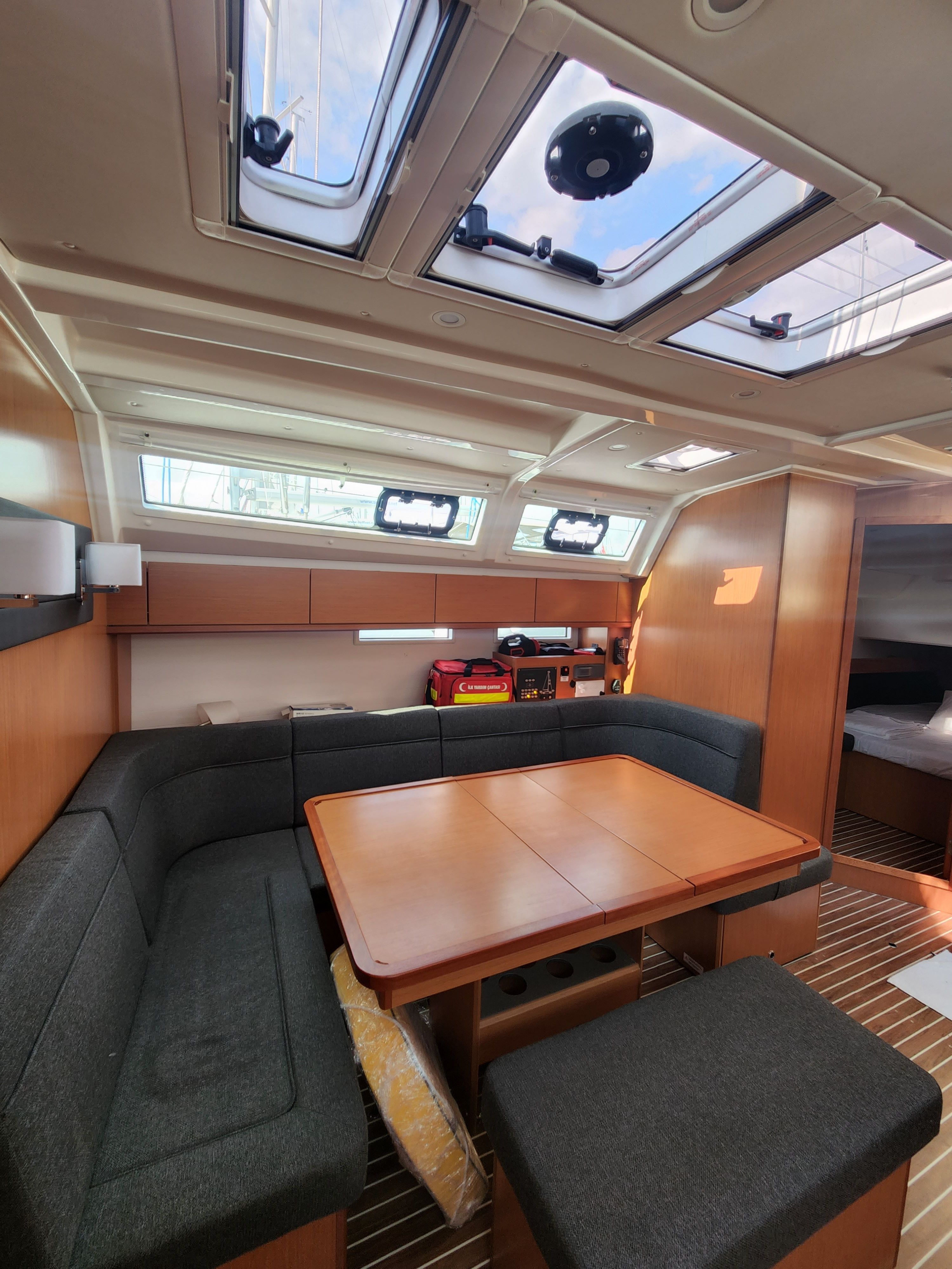 Bavaria Cruiser 46 | Sail Betelgeuse