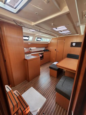 Bavaria Cruiser 46 | Sail Betelgeuse