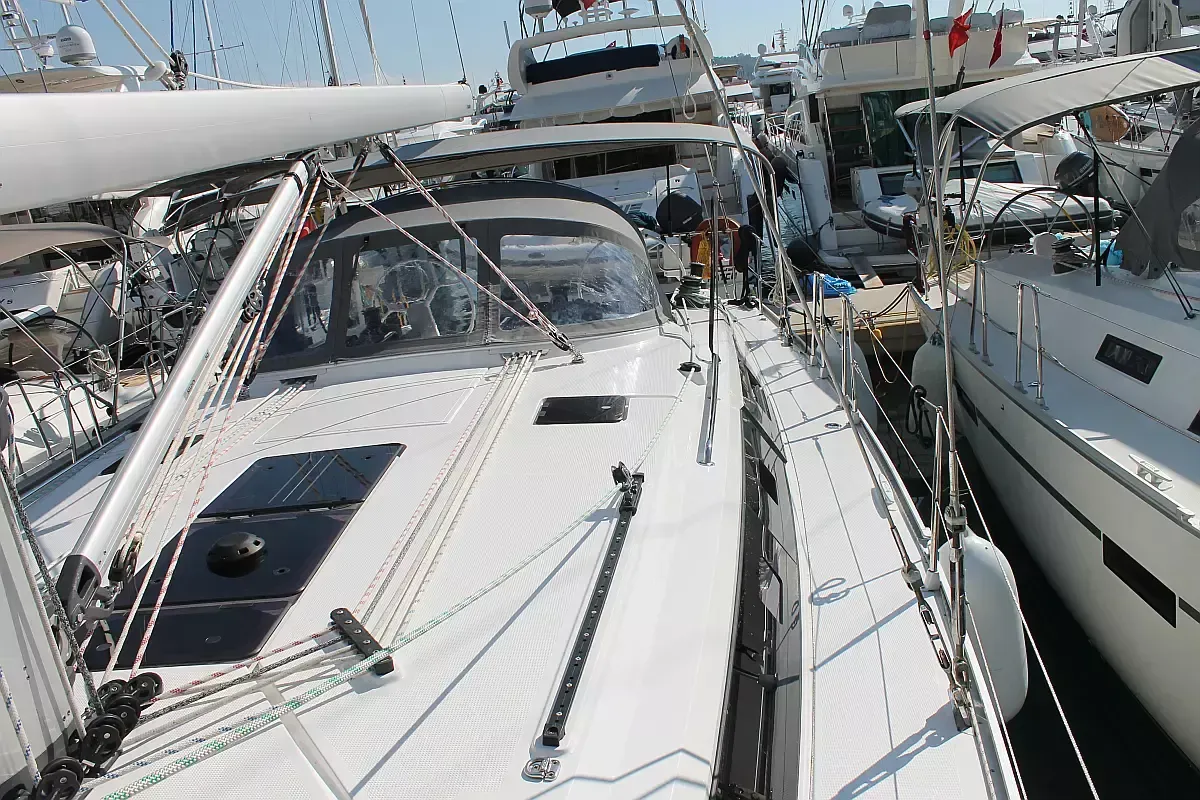 Bavaria Cruiser 46 | Coco