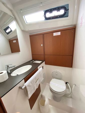 Bavaria Cruiser 46 | Tess Point