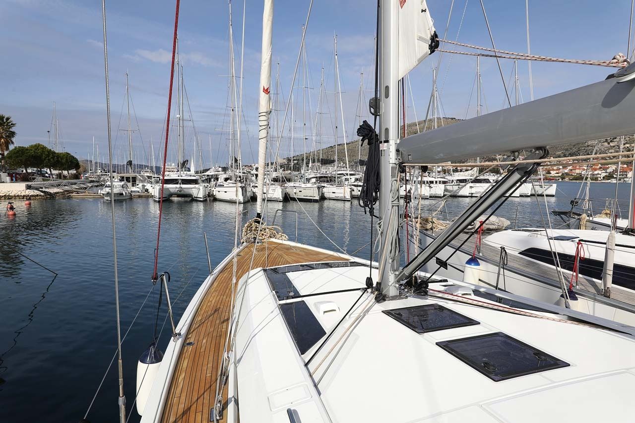 Beneteau Oceanis 46.1 | Maya