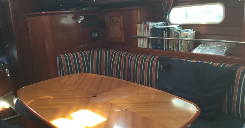 Beneteau 50 | Tetina25