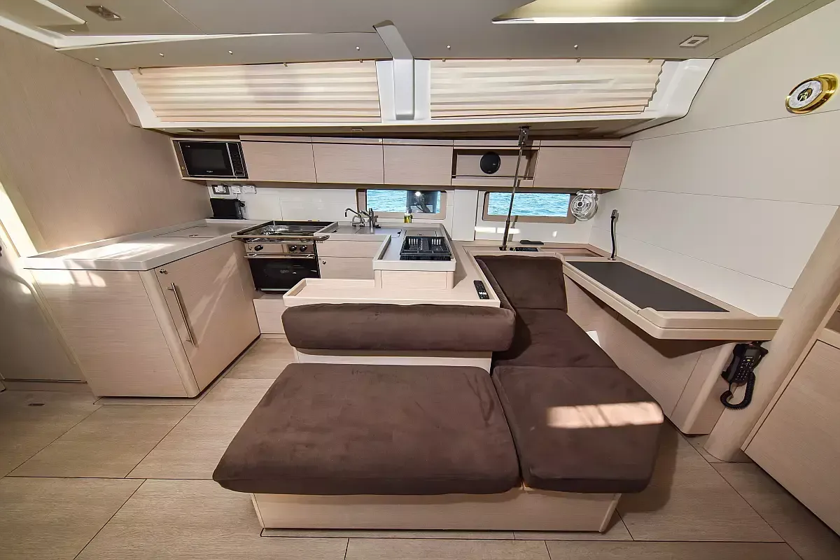 Beneteau Oceanis 51.1 | Dodo