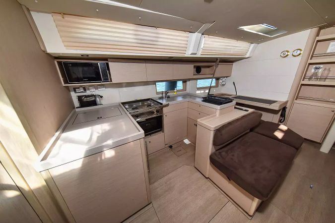 Beneteau Oceanis 51.1 | Dodo
