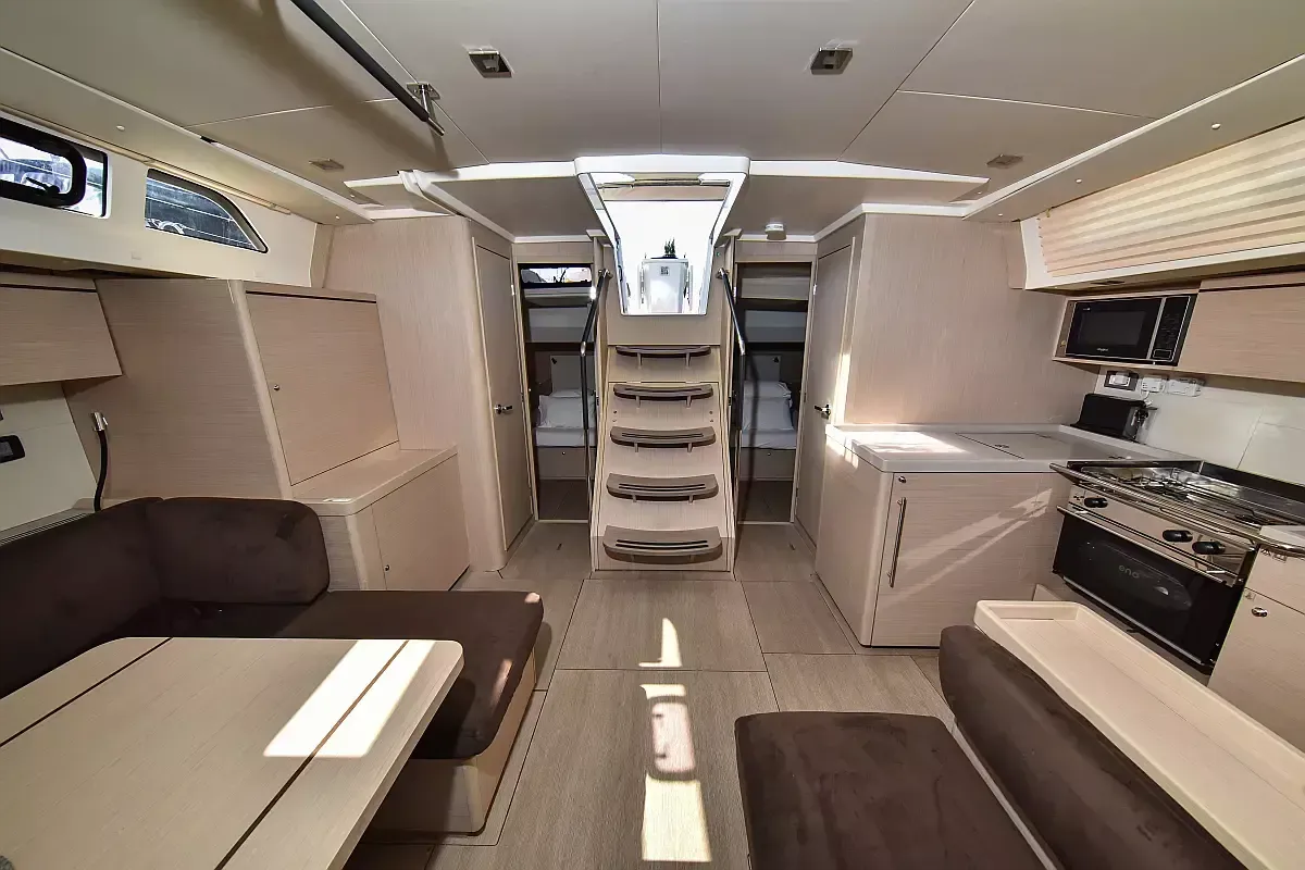 Beneteau Oceanis 51.1 | Dodo