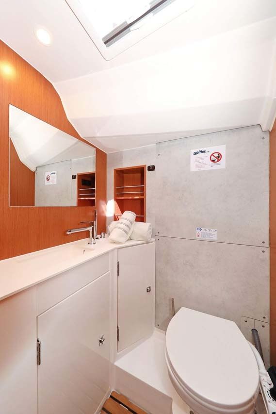 Bavaria C42 | Antares