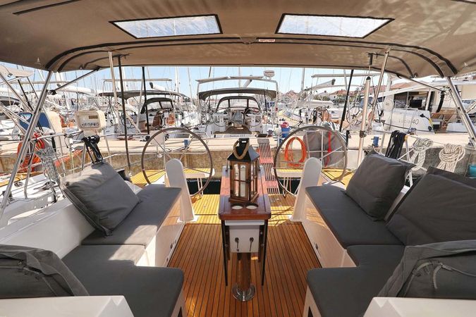Bavaria C42 | Antares