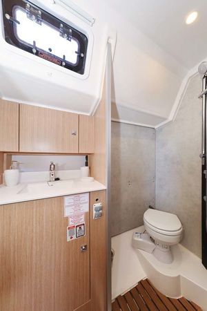 Bavaria C42 | Leya