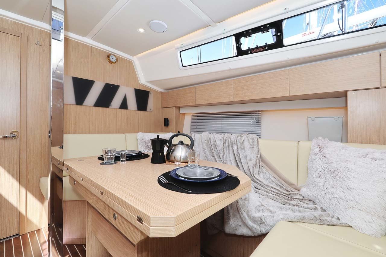 Bavaria C42 | Leya