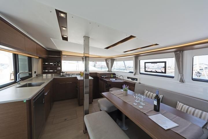 Lagoon 46 | Lucky Dragon