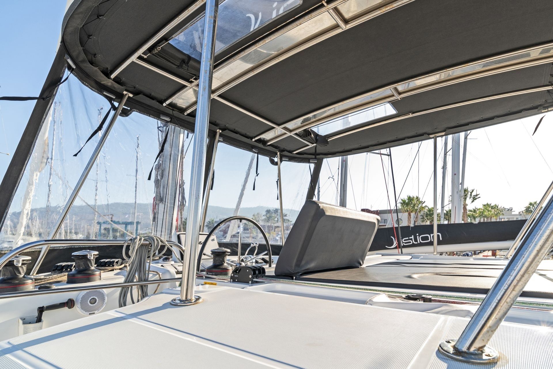 Lagoon 46 | Lucky Dragon