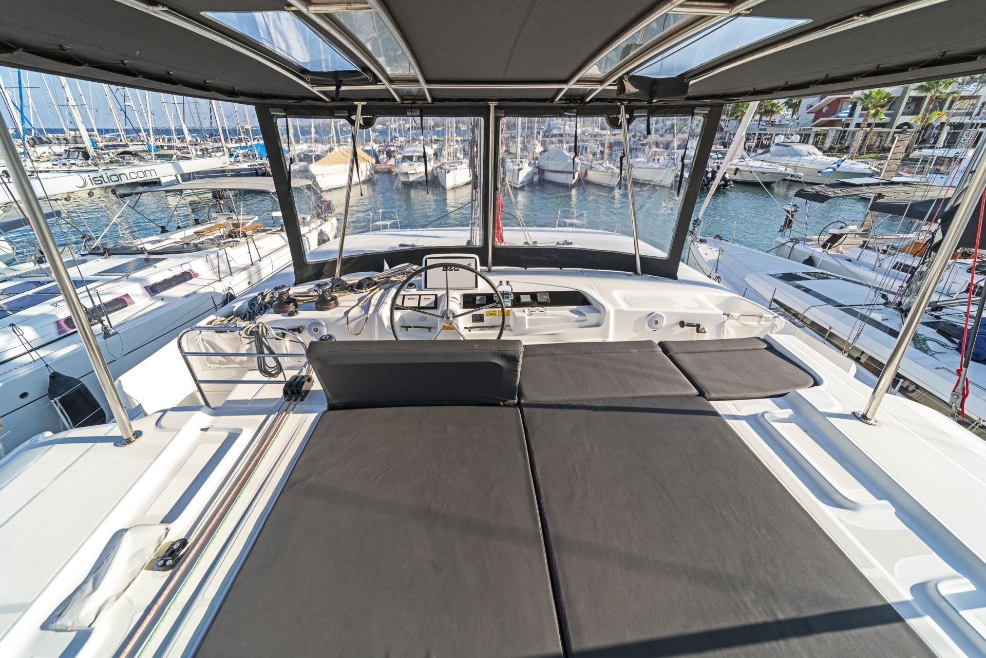 Lagoon 46 | Lucky Dragon