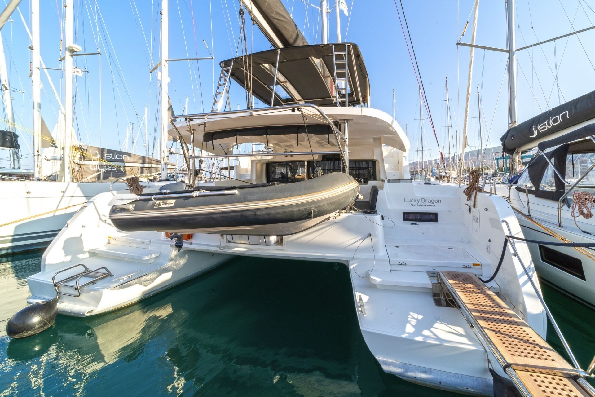 Lagoon 46 | Lucky Dragon