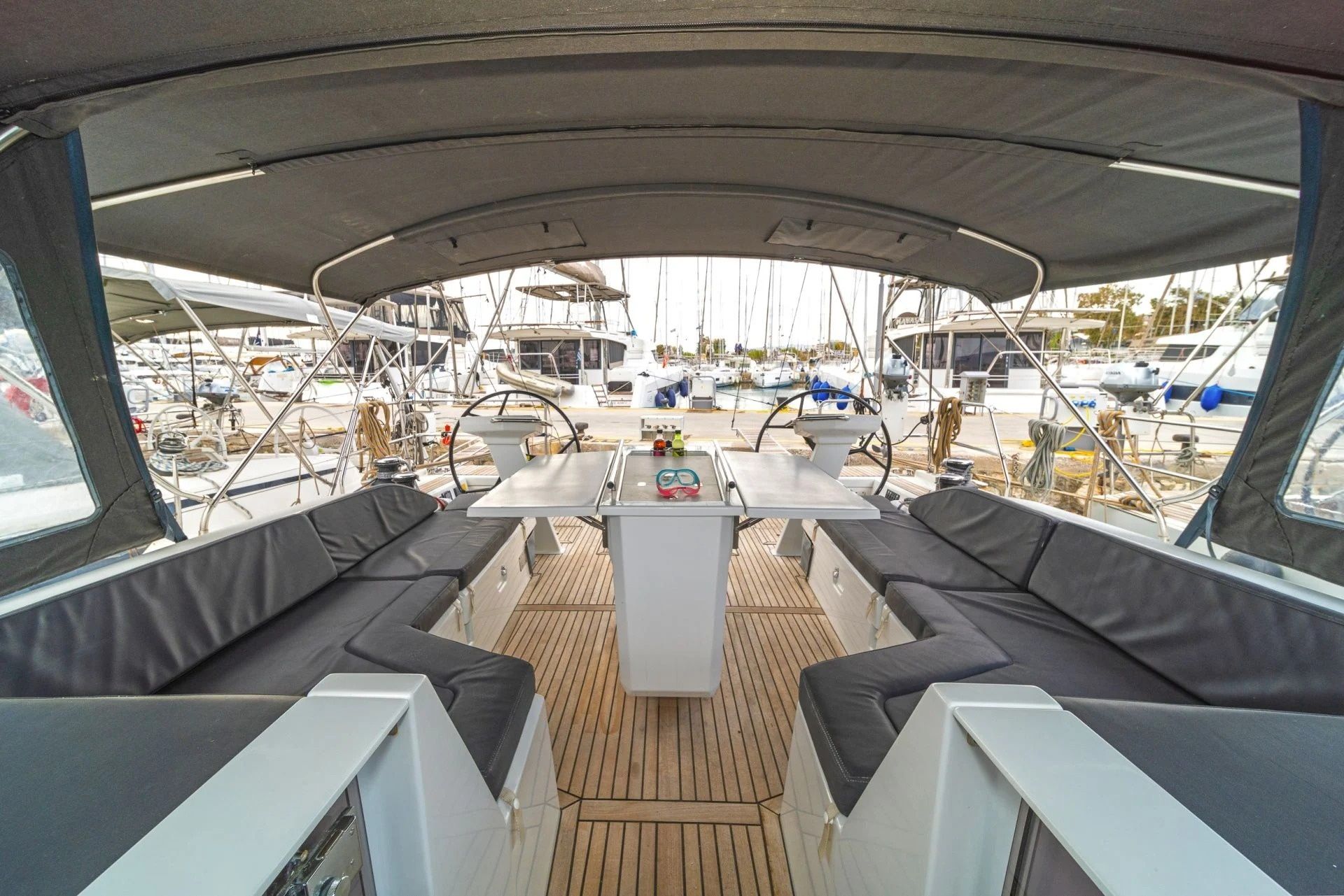 Beneteau Oceanis 51.1 | Yria