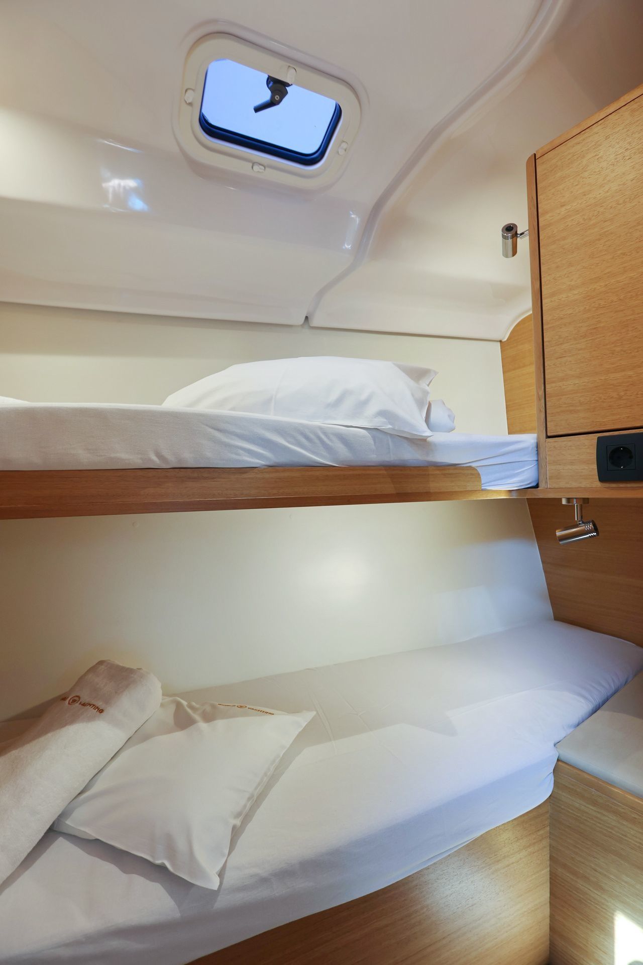 Elan 45.1 Impression | Luna