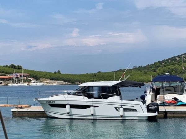 Jeanneau Merry Fisher 895 | Cowgirl 1