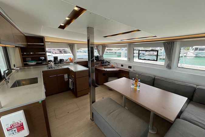 Lagoon 46 | Kerry Lee