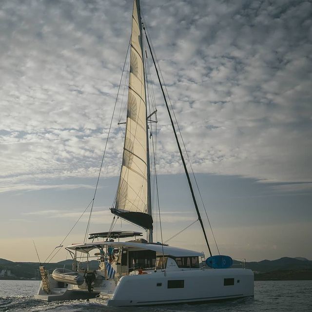 Lagoon 42 | LiveBlue