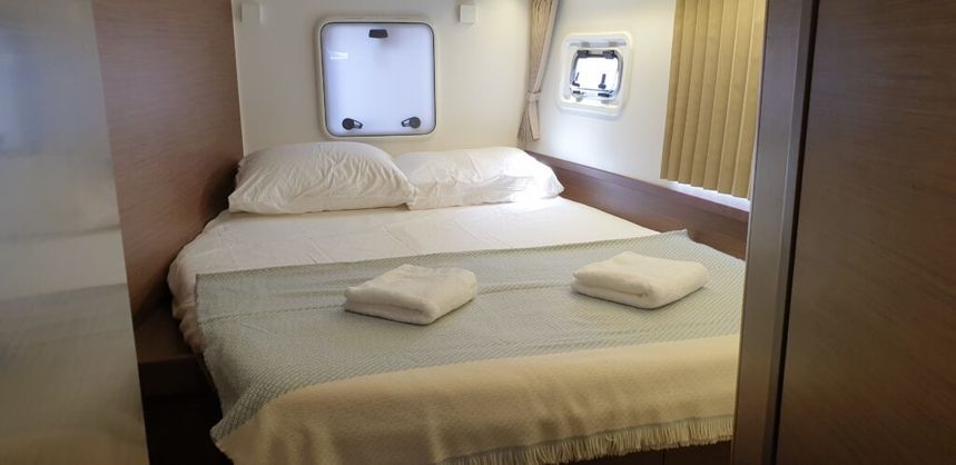 Lagoon 42 | LiveBlue