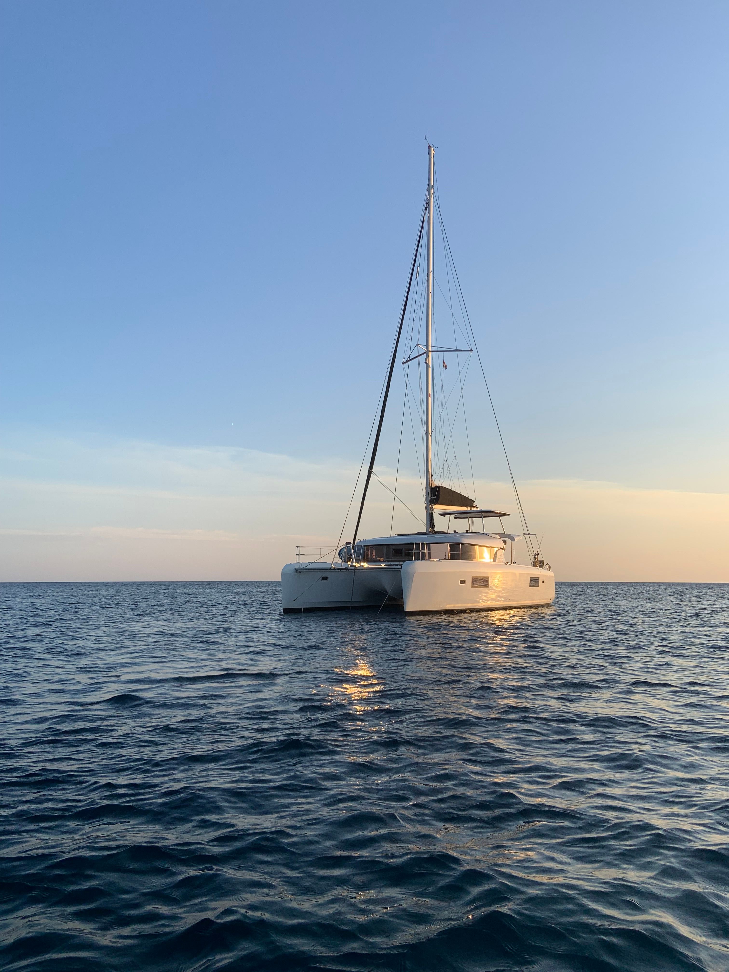 Lagoon 42 | LiveBlue