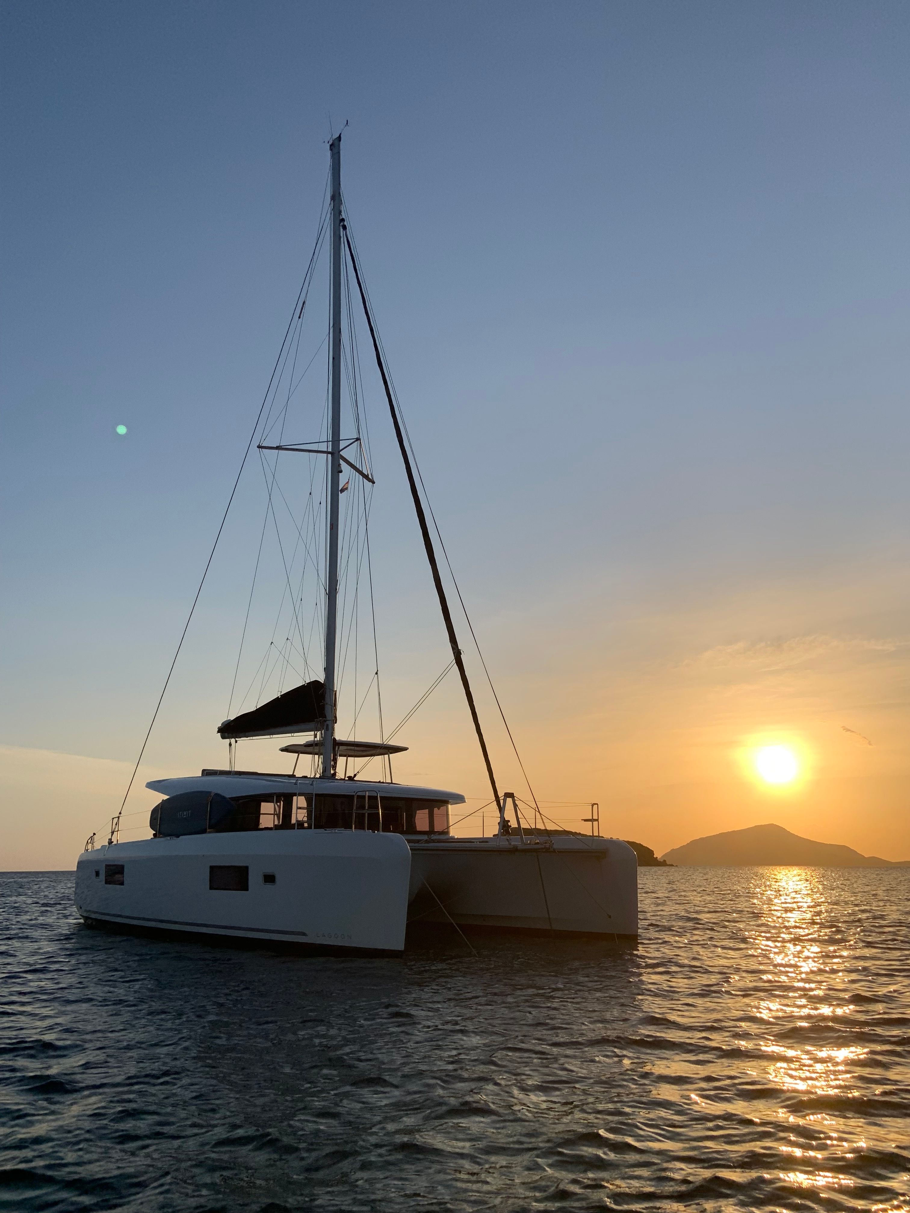 Lagoon 42 | LiveBlue