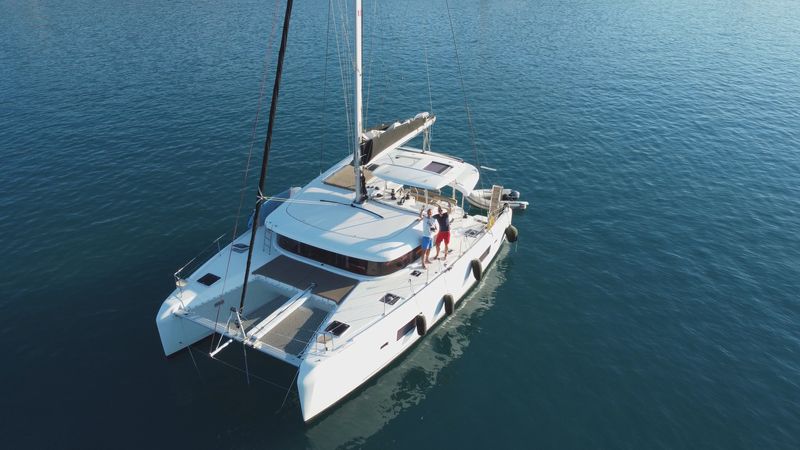 Lagoon 42 | LiveBlue