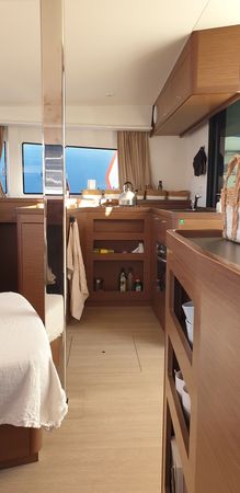 Lagoon 42 | LiveBlue