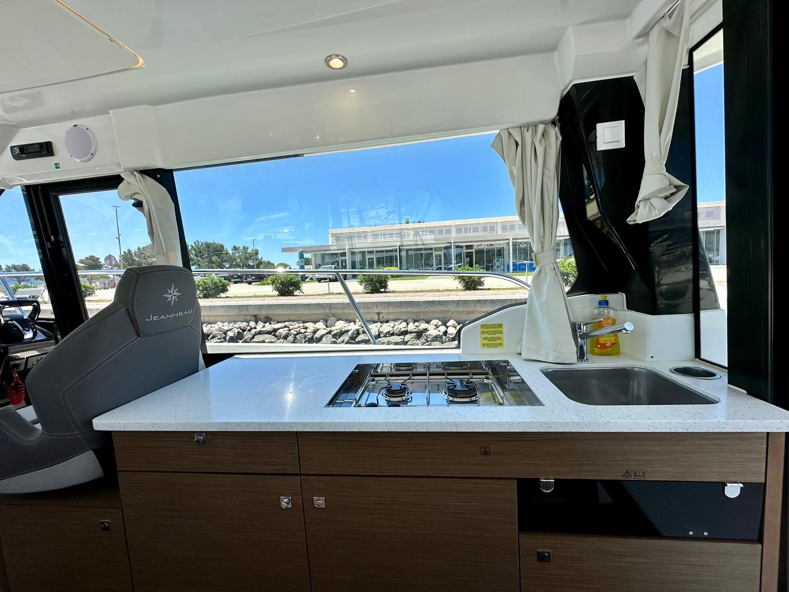 Jeanneau Merry Fisher 1095 | Morska Vila