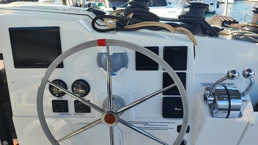 Fountaine Pajot Isla 40 | Blue Orion