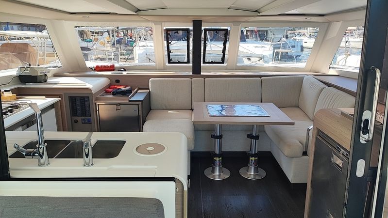 Fountaine Pajot Isla 40 | Blue Orion