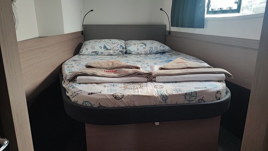 Fountaine Pajot Astrea 42 | Gloria