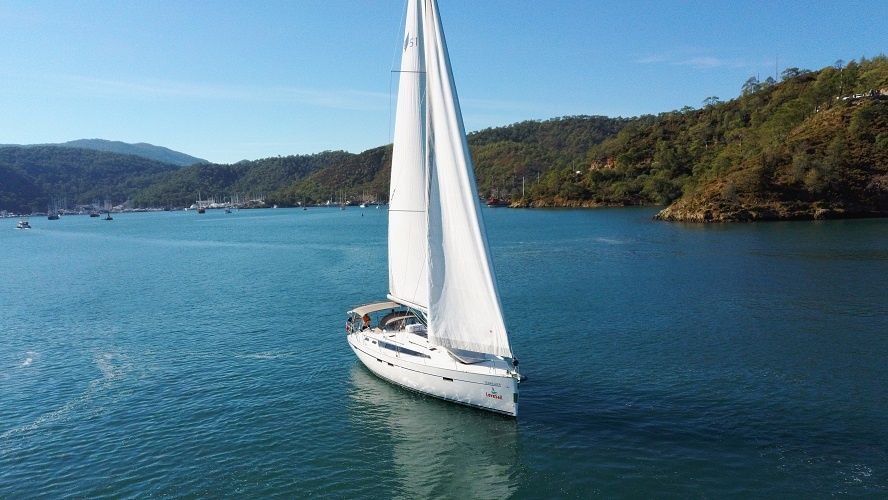 Bavaria Cruiser 51 | Seawalker